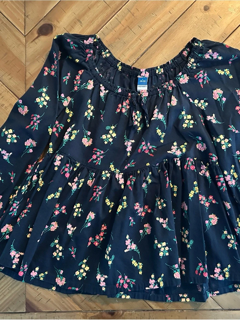 Old Navy Floral flowy top